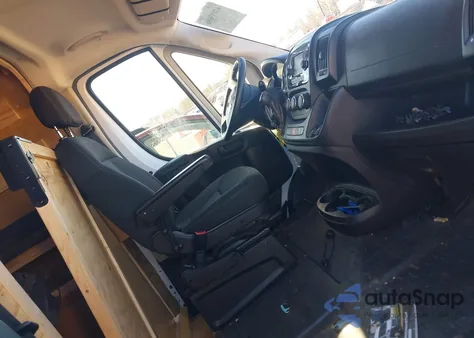 2020 Ram Promaster 1500 High Roof 136 Wb z USA, uszkodzony, nr VIN 3C6TRVBG6LE127235